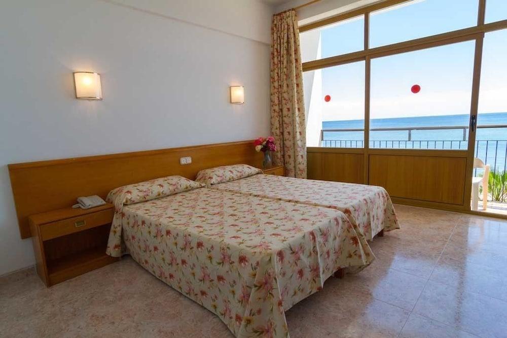 Hotel Riomar, Ibiza, A Tribute Portfolio Hotel Санта-Еулалія-дель-Ріо Екстер'єр фото